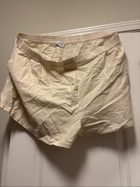 Asos curve size 24w linen tan shorts with buttons